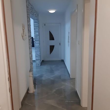 Bodul M. Apartment Vir Bilik gambar